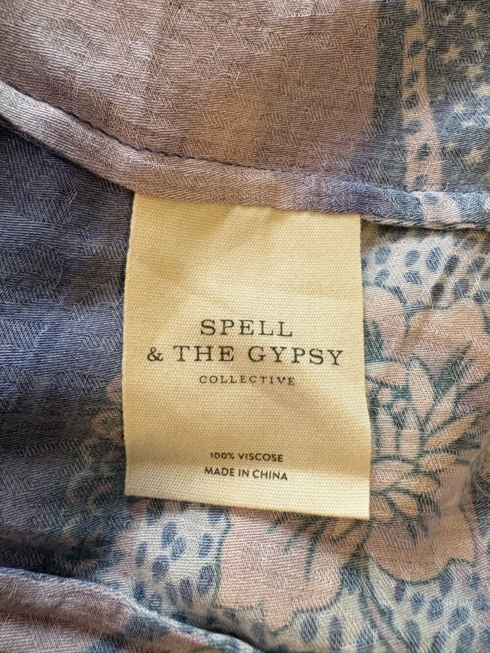 NWOT Spell & The Gypsy Collective Luna Short Robe Kimono Boho Floral Size S/M - Picture 8 of 10